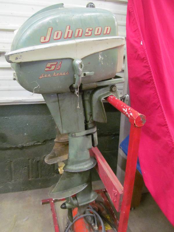 Johnson Seahorse motor, Johnson boat gas can