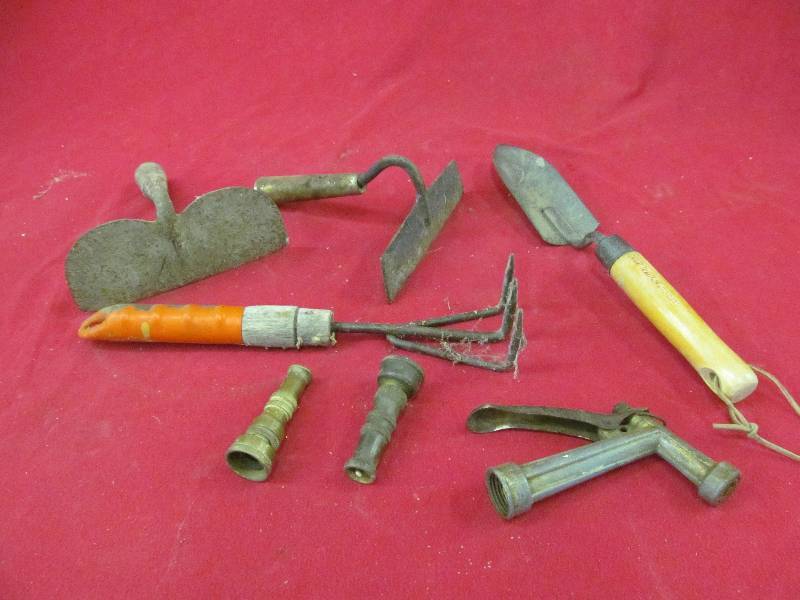 garden tools