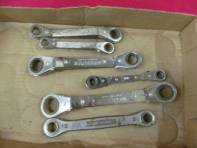 ratchet wrenches