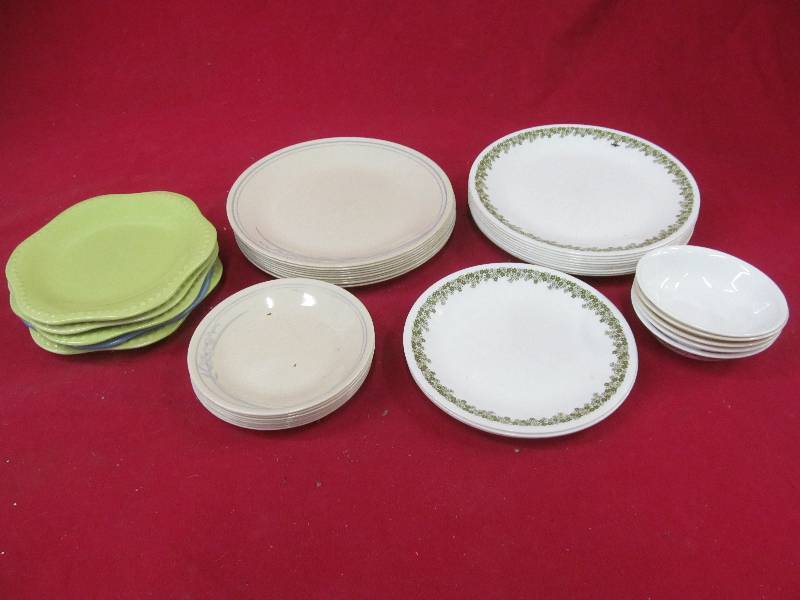 dinner plates