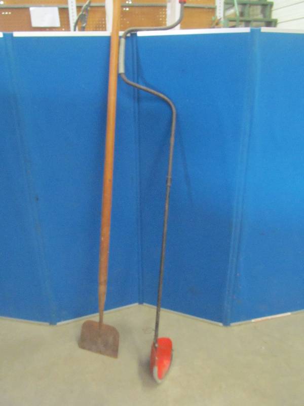 Swedish ice scoop, scraper