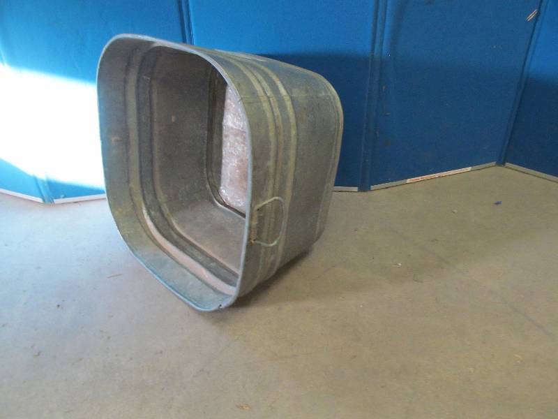 vintage wash tub