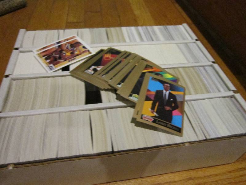 Box of basketball cards, assorted...