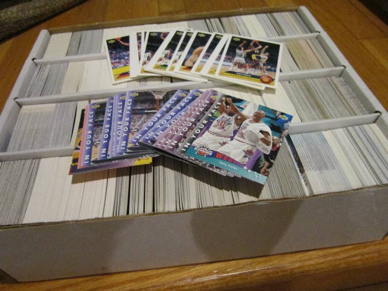Box of basketball cards, assorted...