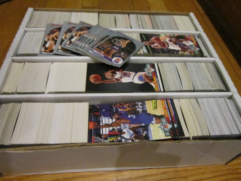 Box of basketball cards, assorted...