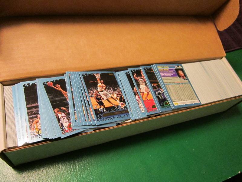 Box of 2001 - 2002 Topps basketball...