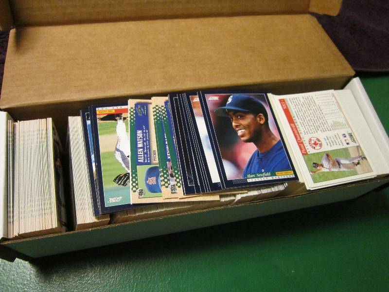 Box of 1994 & 1995 Score baseball c...