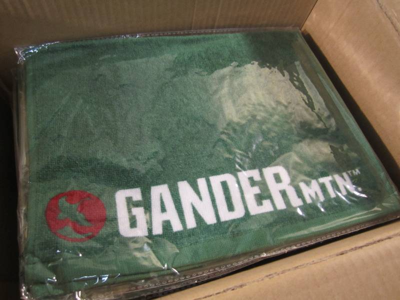 lot 36 image: Lot of 25 Gander Mountain FishingG...