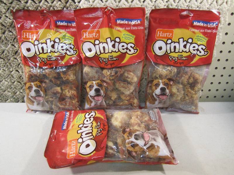 lot 80 image: Lot of 4 Bags Hartz Oinkies Pig Ear...