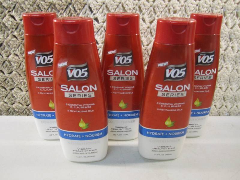lot 90 image: Lot of 5 VO5 Salon Series Hair Cond...