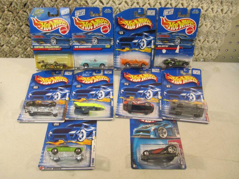 lot 92 image: Lot of 10 Hot Wheels See Photos...