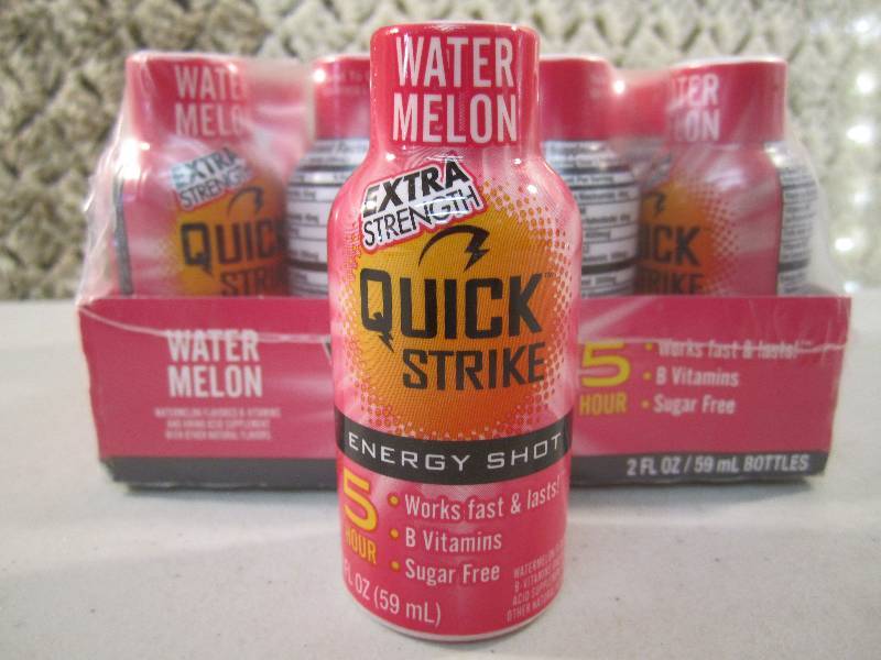 lot 102 image: Pack of 12 Quick Strike 5 Hour Ener...