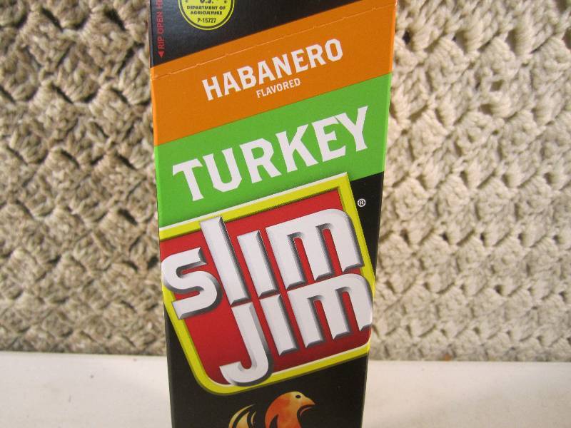 lot 122 image: Box of 24 Slim Jim Sticks Habanero ...