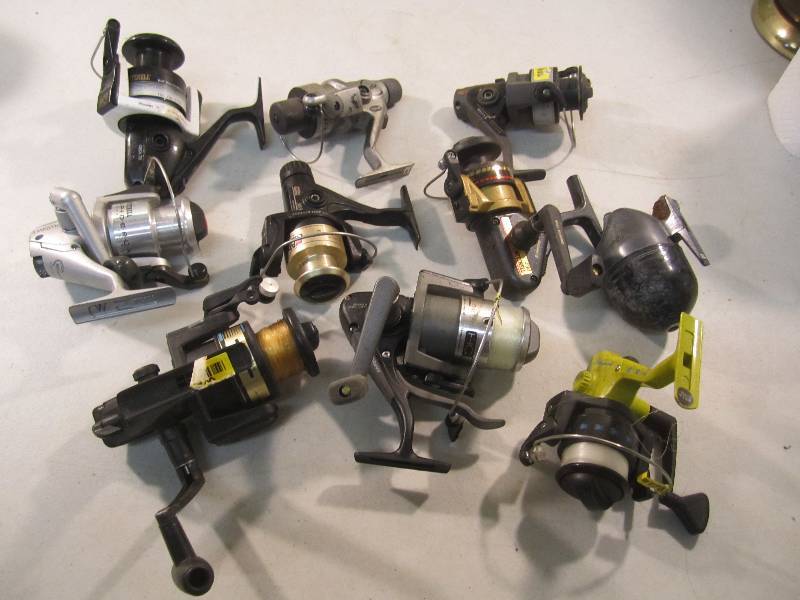 lot 142 image: Lot of 10 Misc Fishing Reels Some l...