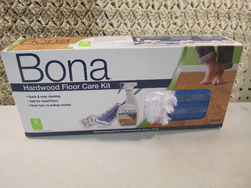 lot 145 image: Bona Hardwood Floor Care Kit Retail...