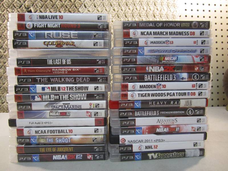 lot 176 image: Large Lot of PS3 Video Games See Ph...