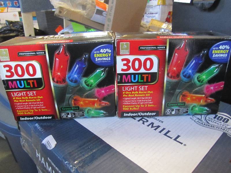 lot 212 image: Lot of 2 Boxes 300 Multi Color Ligh...