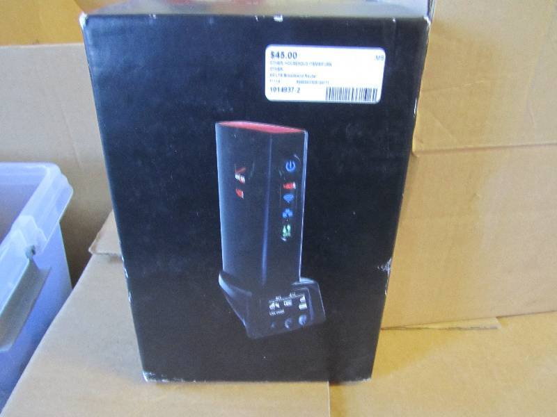 lot 216 image: Verizon 4G LTE Broadband Router wit...
