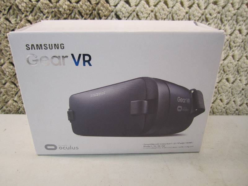 lot 257 image: Samsung Gear VR Virtual Reality Hea...
