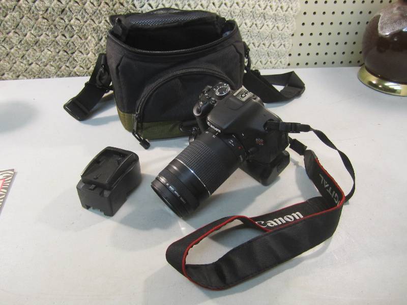 lot 267 image: Canon EOS Rebel T3i Camera with Can...