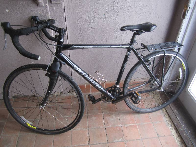lot 286 image: Specialized TriCross Sport Aluminum...