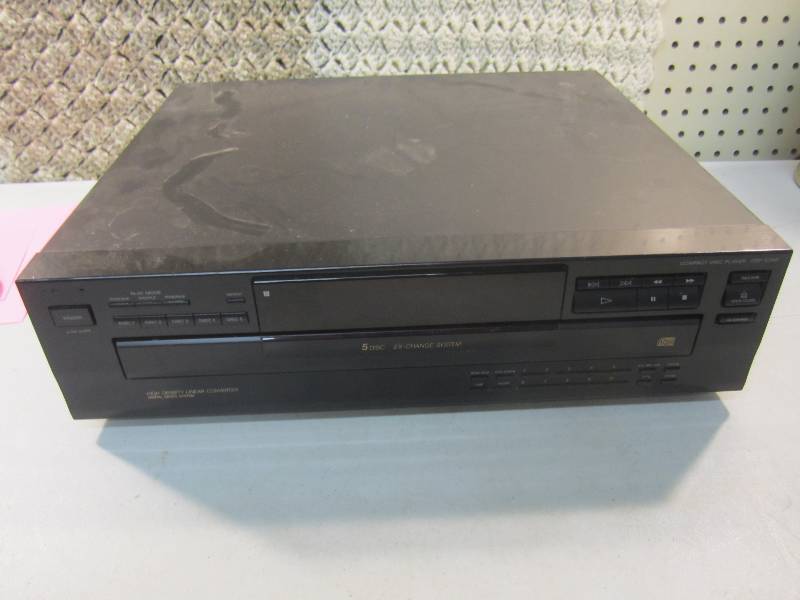lot 292 image: Sony CDP-C345 5-Disc CD Player Powe...