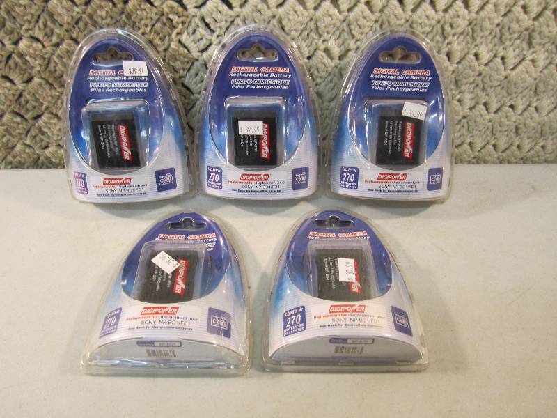 lot 298 image: Lot of 5 Sony Rechargable Digital C...
