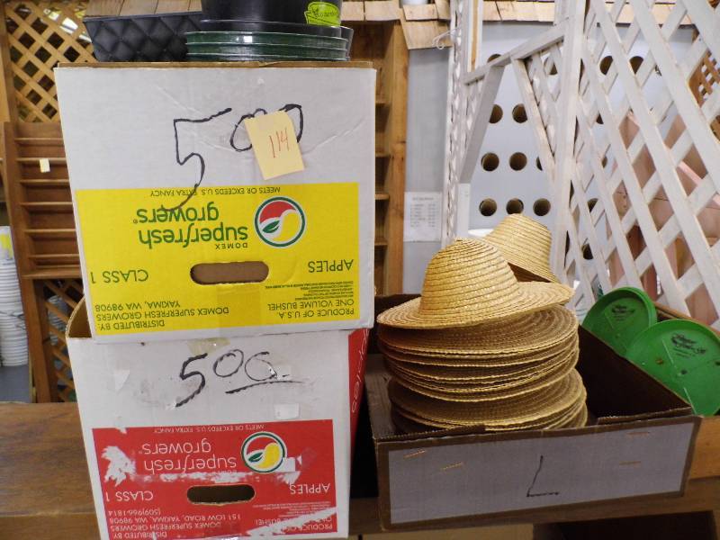 lot 114 image: Assorted Pots - Straw Hats