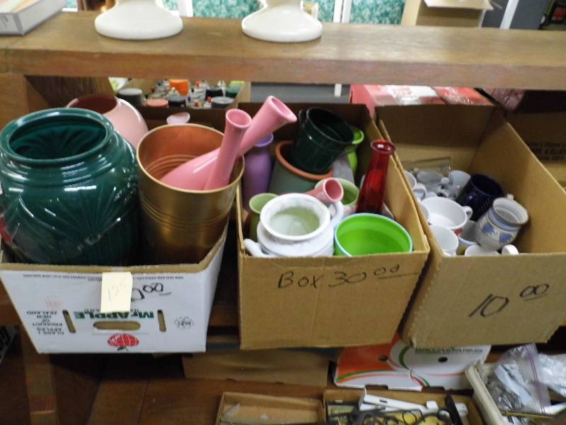 lot 125 image: Vases