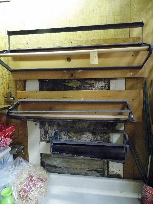 lot 128 image: 3 Paper Cutters