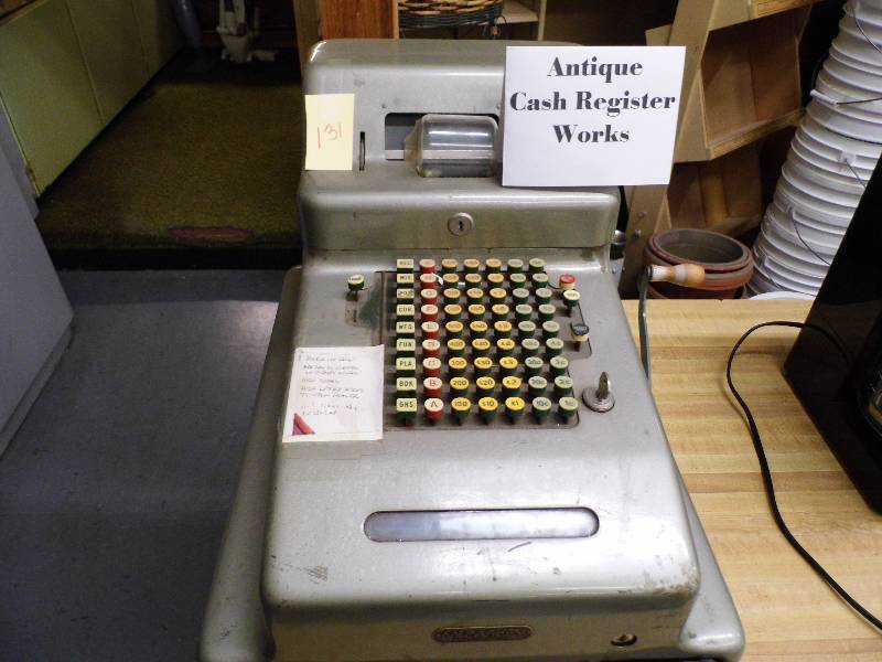 lot 131 image: Antque Cash Register