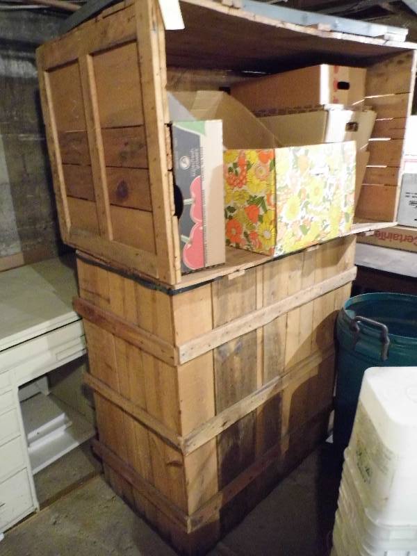 lot 196 image: 2 Large Crates