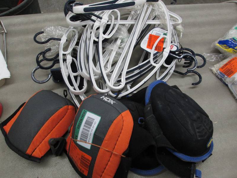 lot 45 image: Non-slip Hangers, 2 Pairs of Work K...