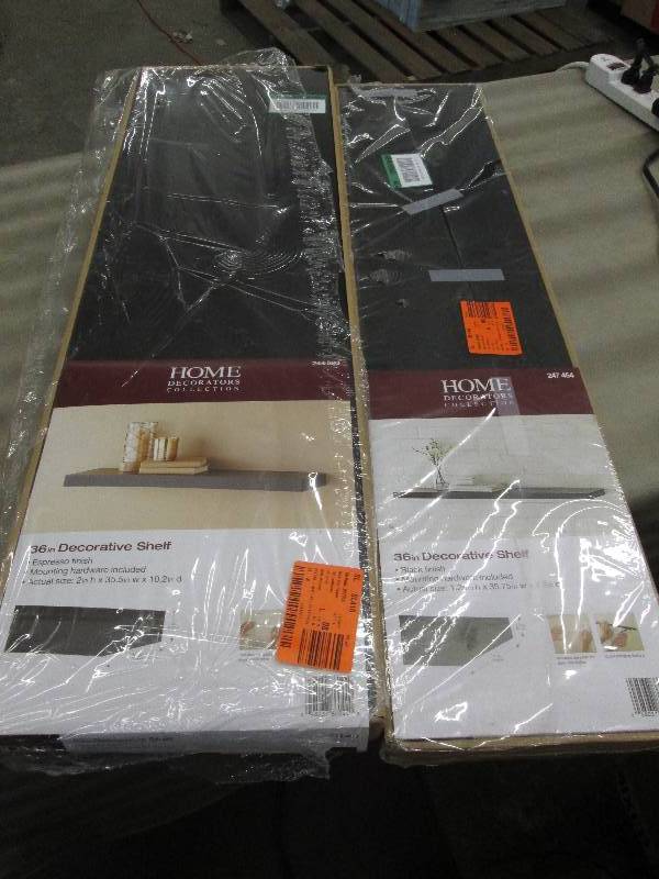 lot 74 image: Lot of 2 Home Decorators Collection...