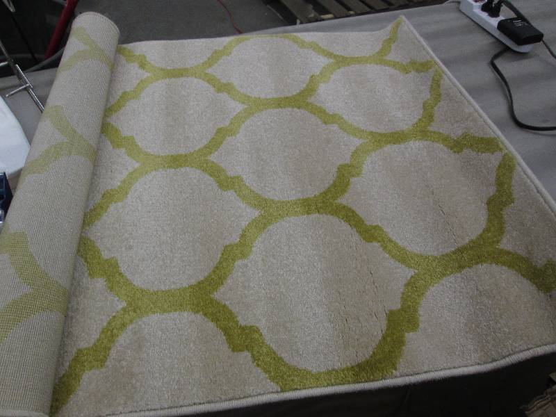 lot 91 image: Antigua 31.5 x 47 inch Area Rug...