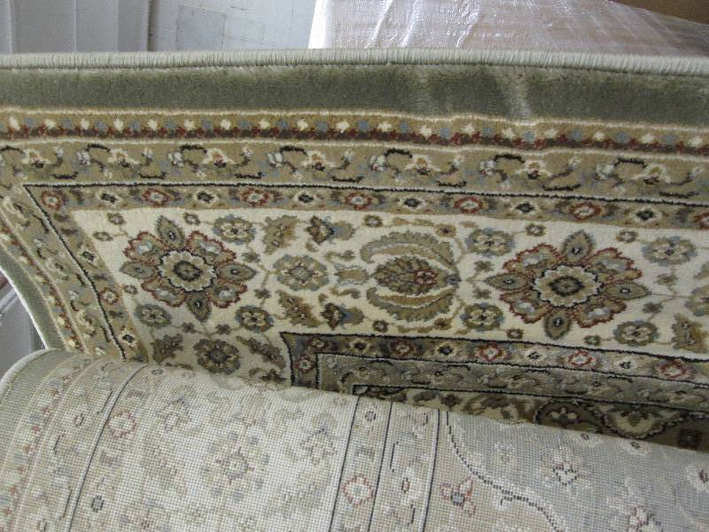 lot 99 image: Triump 5 ft 3in x 7 ft 7 inch Area ...