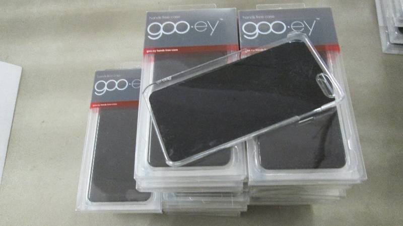lot 307 image: 25 Black Goo-ey iPhone 66S Plus Ha...