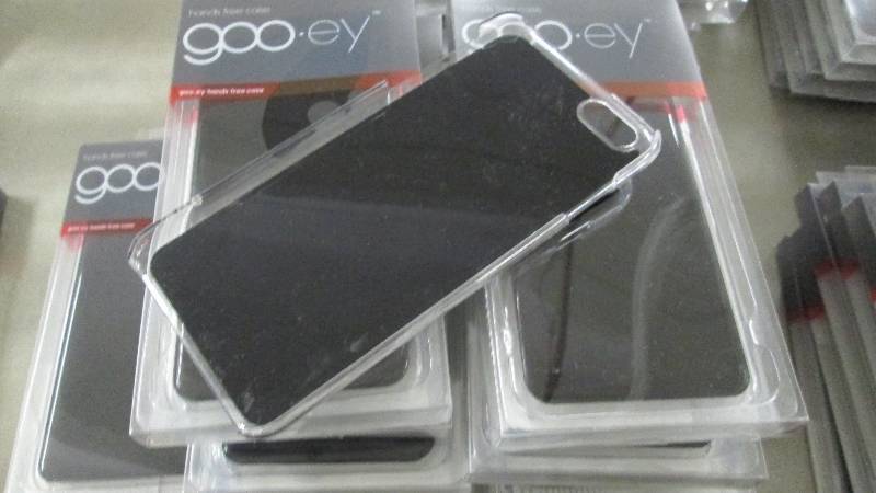lot 314 image: 25 Black Goo-ey iPhone 66S Plus Ha...