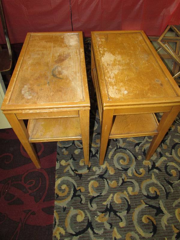 PAIR OF SIDE TABLES