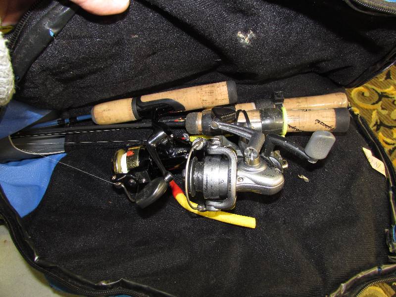 FISHING RODS IN TRAVEL CASE