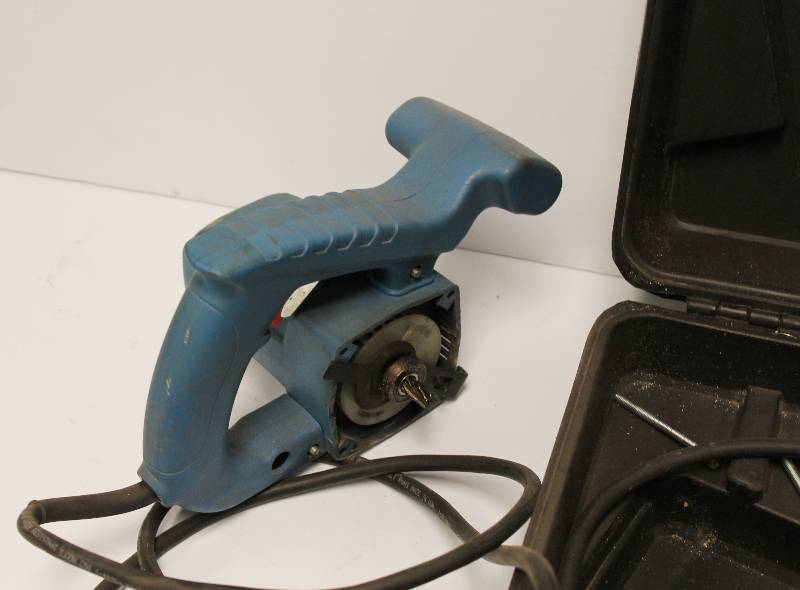 Toe Kick Saw