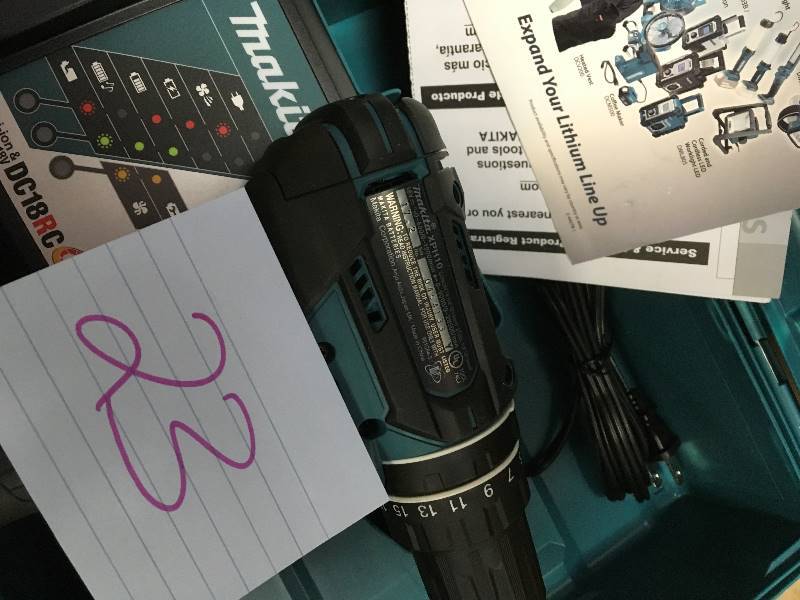 lot 23 image: Makita 18 Volt LXT Lithium-Ion Cordless 12 Hammer DriverDrill Kit not used