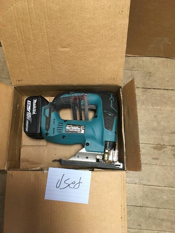 lot 24 image: Makita 18 Volt LXT Cordless Lithium-Ion Brushless Variable Speed Jig Saw (Bare Tool) used in working condition