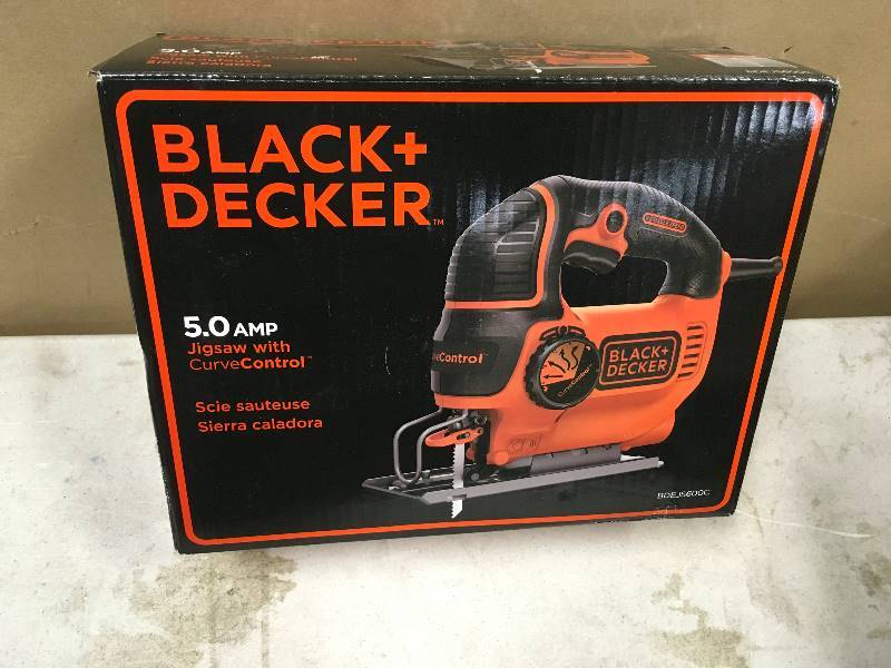 lot 32 image: Black & Decker 5.0 Amp Jigsaw with Curve Control never used