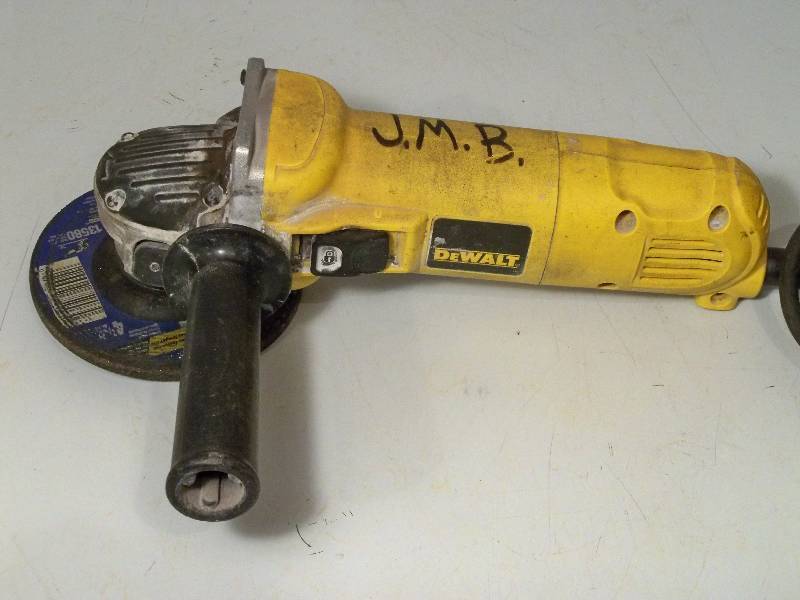 lot 6 image: DeWALT Angle Grinder