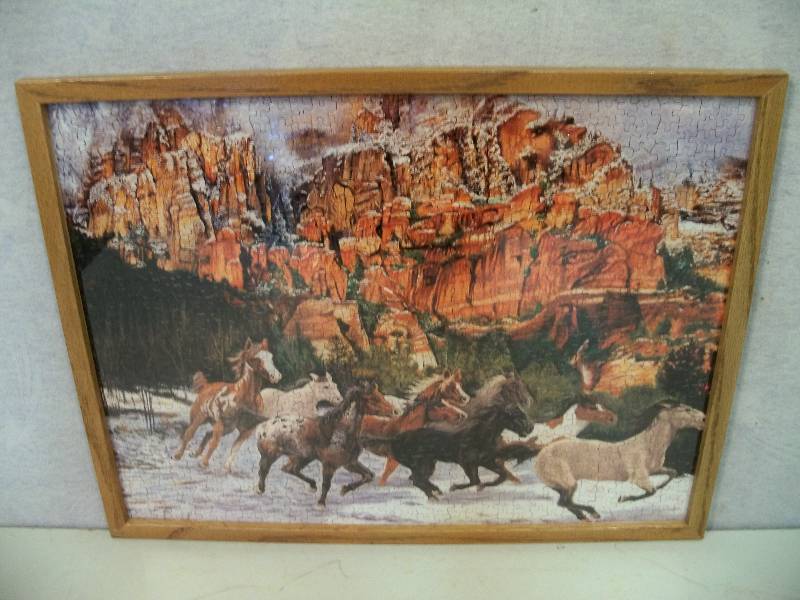 lot 22 image: Framed Horse Puzzles