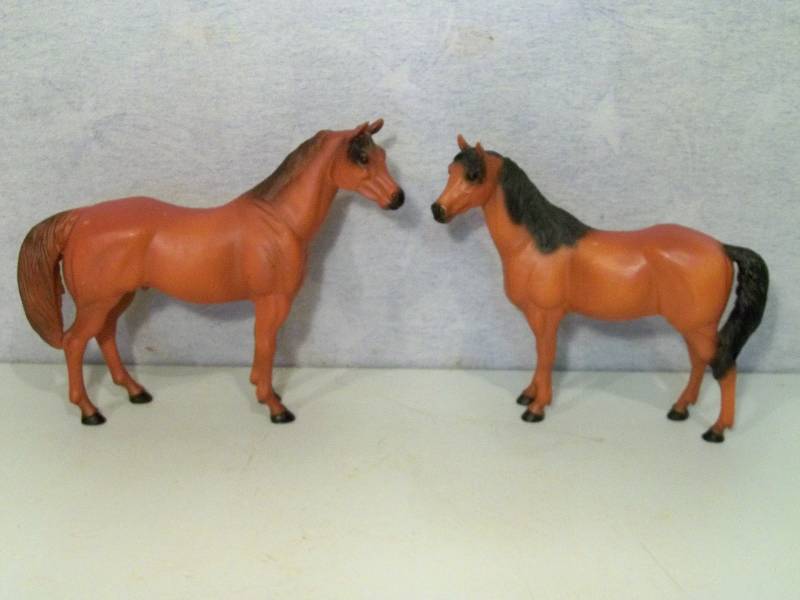 lot 23 image: Horse Toys