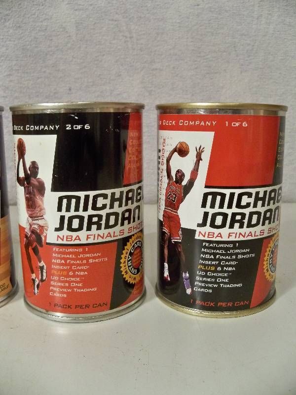 lot 31 image: Michael Jordan Cards