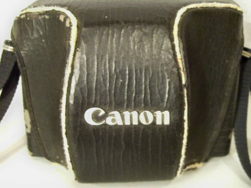 lot 32 image: Canon Camera