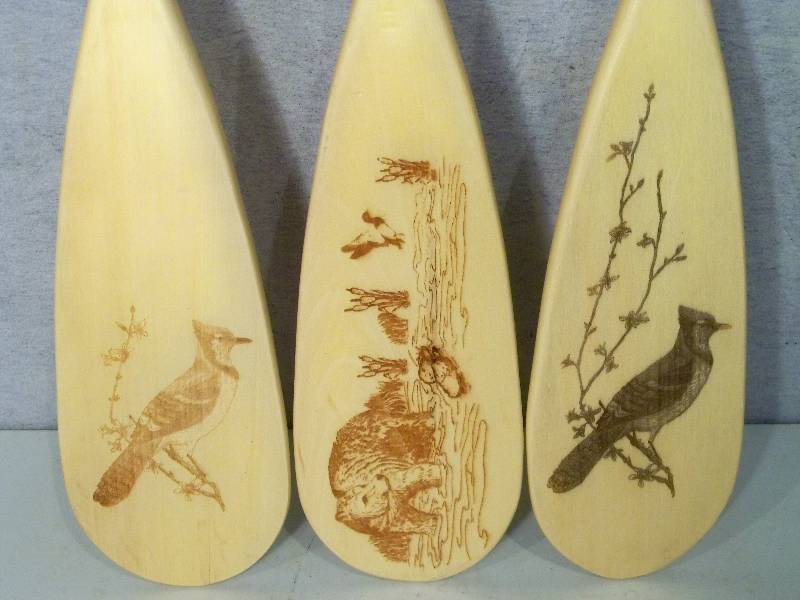 lot 43 image: Wood Paddles